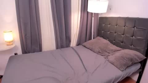 nicole_morena online show from 19, 10, 2025