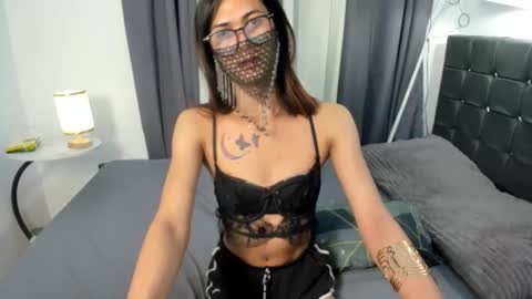 nicole_morena online show from 3, 12, 2025