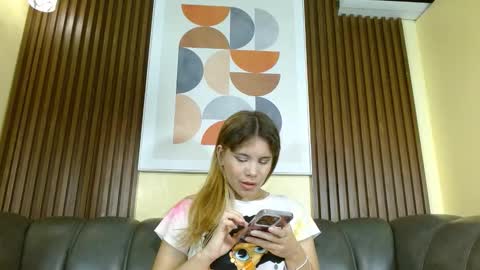 Nicole Ramires online show from 16, 2, 2026