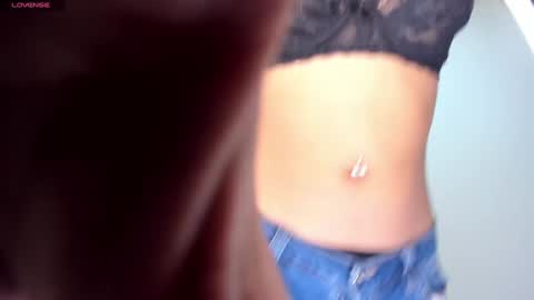 Snapshot of nicole_samantha chatting on 5, 2, 2025 Samantha online show from 5, 2, 2025