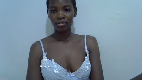 nicoleberry254 online show from 9, 2, 2025