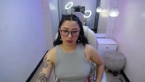 nicolee_8 online show from 20, 9, 2025