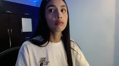 Nicole online show from 23, 2, 2026