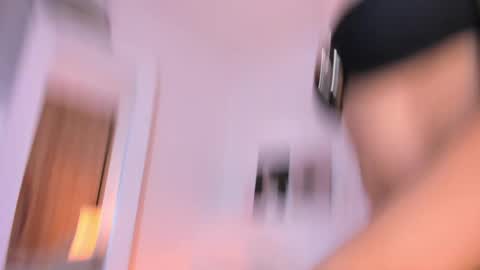Nicole online show from 29, 5, 2026