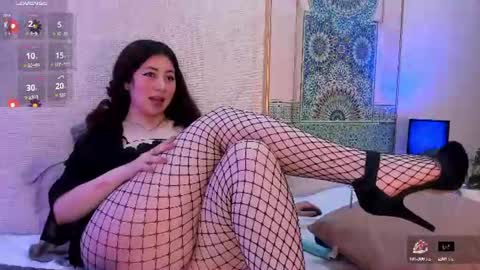 nicolle_evanss_ online show from 17, 6, 2026