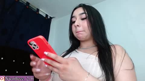 Nicolle online show from 16, 2, 2025