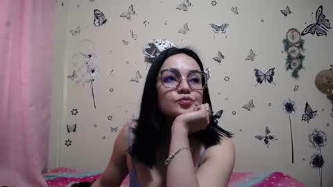 nicolle_sky online show from 17, 12, 2025