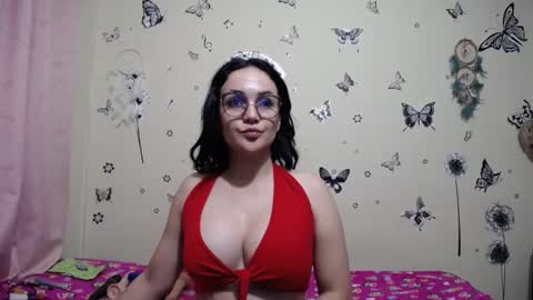Snapshot of nicolle_sky chatting on 2, 2, 2026 nicolle_sky online show from 2, 2, 2026