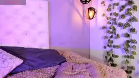 Nicolle online show from 26, 6, 2026