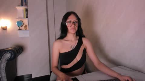 Nicoll  online show from 2, 2, 2026