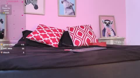 Nicolle Lima online show from 27, 1, 2025