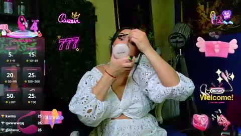Snapshot of nicollepalmer chatting on 5, 7, 2026 Nicolle online show from 5, 7, 2026