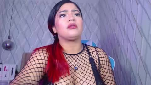 Nicolle Miley online show from 11, 2, 2025