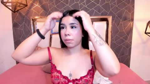 nicolljabocs online show from 27, 5, 2026