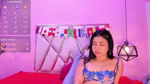 nicolljabocs online show from 9, 7, 2026