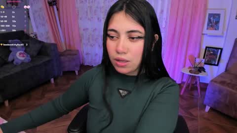 Snapshot of nidrii_07 chatting on 4, 11, 2025      900   300   online show from 4, 11, 2025