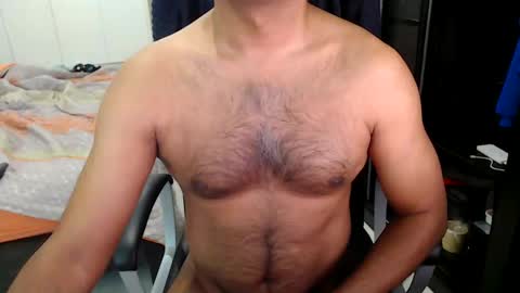 Snapshot of night_rider09711 chatting on 13, 1, 2025 night_rider09711 online show from 13, 1, 2025