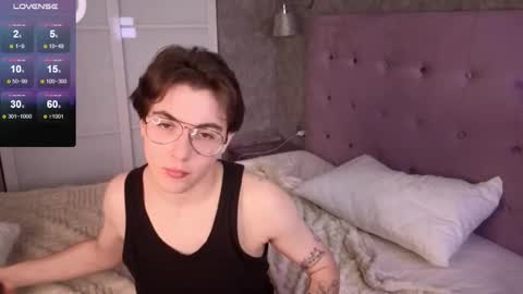 Daisy nd Tyler 3 online show from 2, 3, 2025