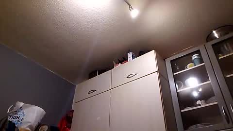 Snapshot of nighthawk28 chatting on 27, 10, 2025 MikeVanDyck online show from 27, 10, 2025