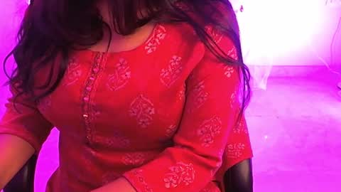 nightqueen107446 online show from 18, 2, 2025