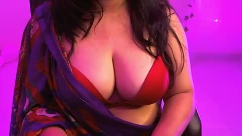 nightqueen107446 online show from 10, 3, 2025