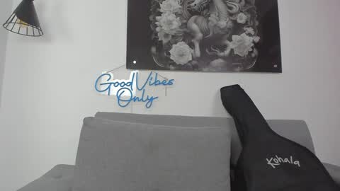 Niick online show from 25, 1, 2025