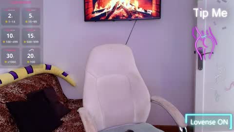 Nicolle Bustamante online show from 26, 3, 2026