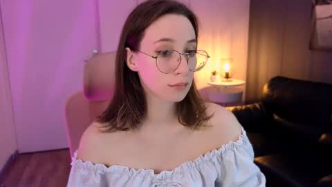 niixi online show from 18, 6, 2026