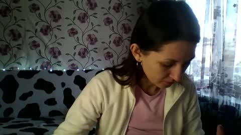 nika_smily online show from 1, 12, 2025