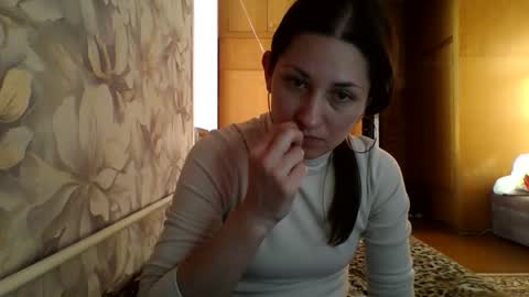 nika_smily online show from 4, 2, 2026