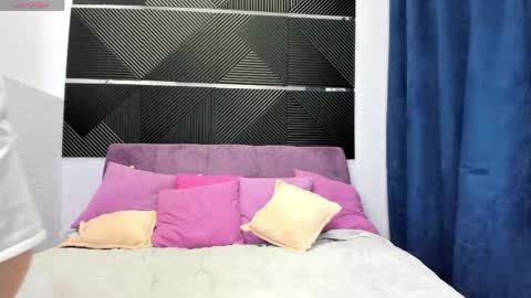 Snapshot of nikavibe18 chatting on 10, 5, 2026 Nikavibe18 online show from 10, 5, 2026