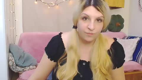 niki_leex online show from 8, 3, 2026