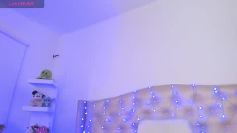 Niikii online show from 5, 12, 2024