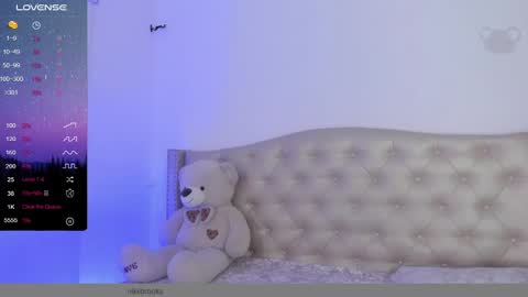 Niikii online show from 2, 3, 2025