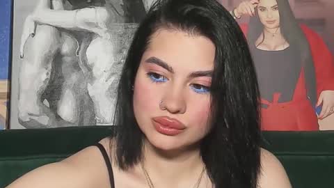 Nikki Kardashian online show from 24, 9, 2025