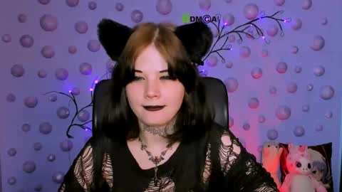 nikki_kiss_ online show from 28, 5, 2026