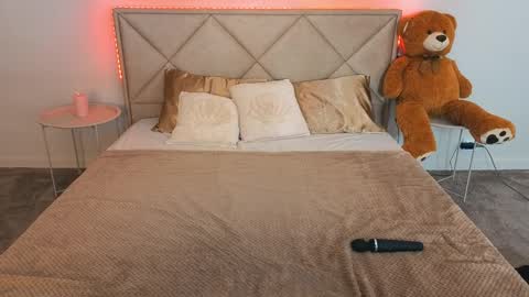 Nikki online show from 8, 4, 2026