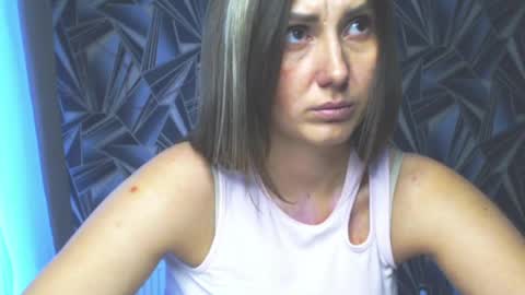 nikkikiss___ online show from 13, 4, 2026