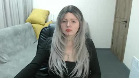 nikkysnow online show from 24, 10, 2025