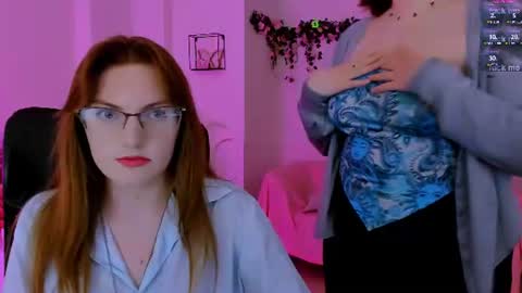 Snapshot of nikol_kitt chatting on 17, 7, 2026 Little Niko Help me reach my goals online show from 17, 7, 2026