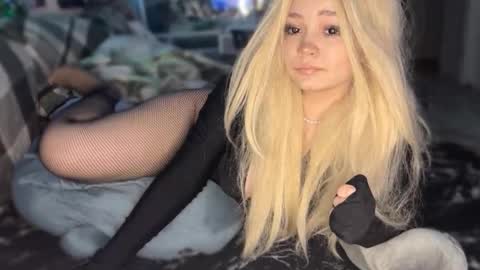 nikoli_naw online show from 24, 2, 2026