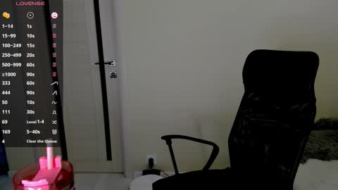      online show from 26, 9, 2025