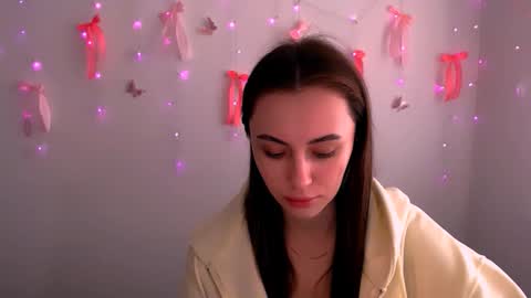 nikonara_ online show from 9, 5, 2026