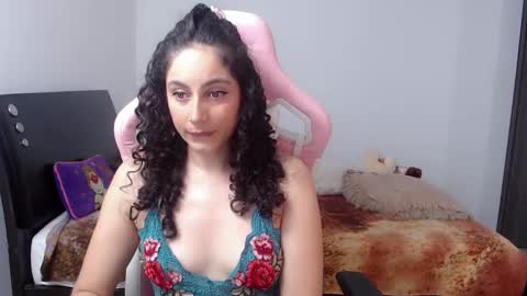 niky_blue online show from 18, 12, 2024