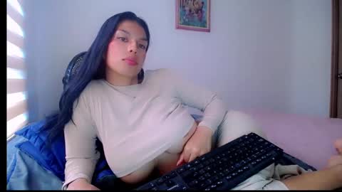Snapshot of nila_kaia chatting on 9, 2, 2025 nila online show from 9, 2, 2025