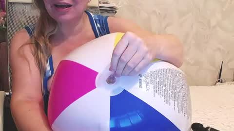 Snapshot of nimfalove chatting on 14, 12, 2025 Nimfalove online show from 14, 12, 2025