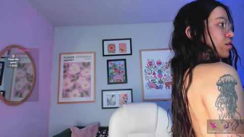 Nina online show from 26, 2, 2025