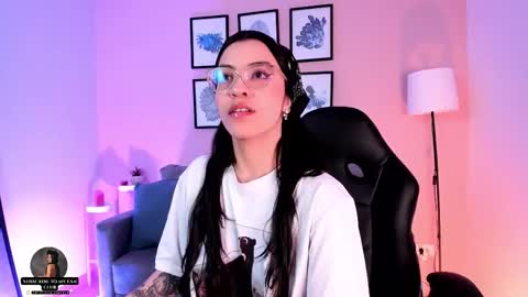 Nina online show from 13, 9, 2025