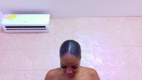 nina_bae_ online show from 18, 4, 2026