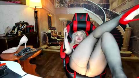 Snapshot of nina_deville chatting on 11, 2, 2026 Nina online show from 11, 2, 2026